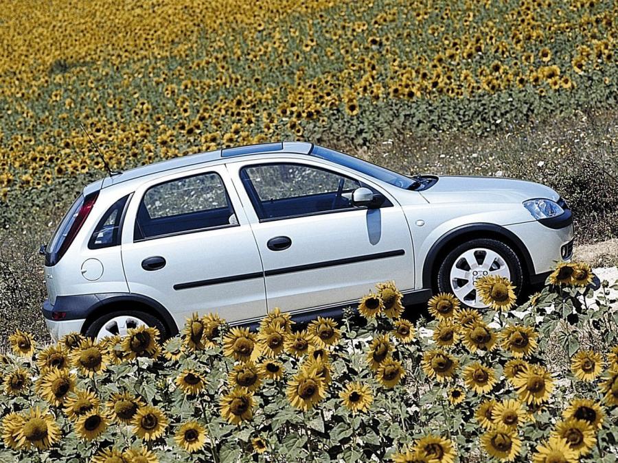  Opel Corsa 5-Door 2000 года  (фото 4 из 20)